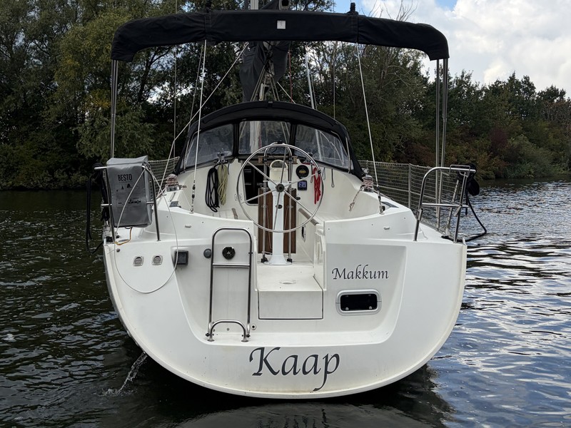 foto: 37 Beneteau Oceanis 321
