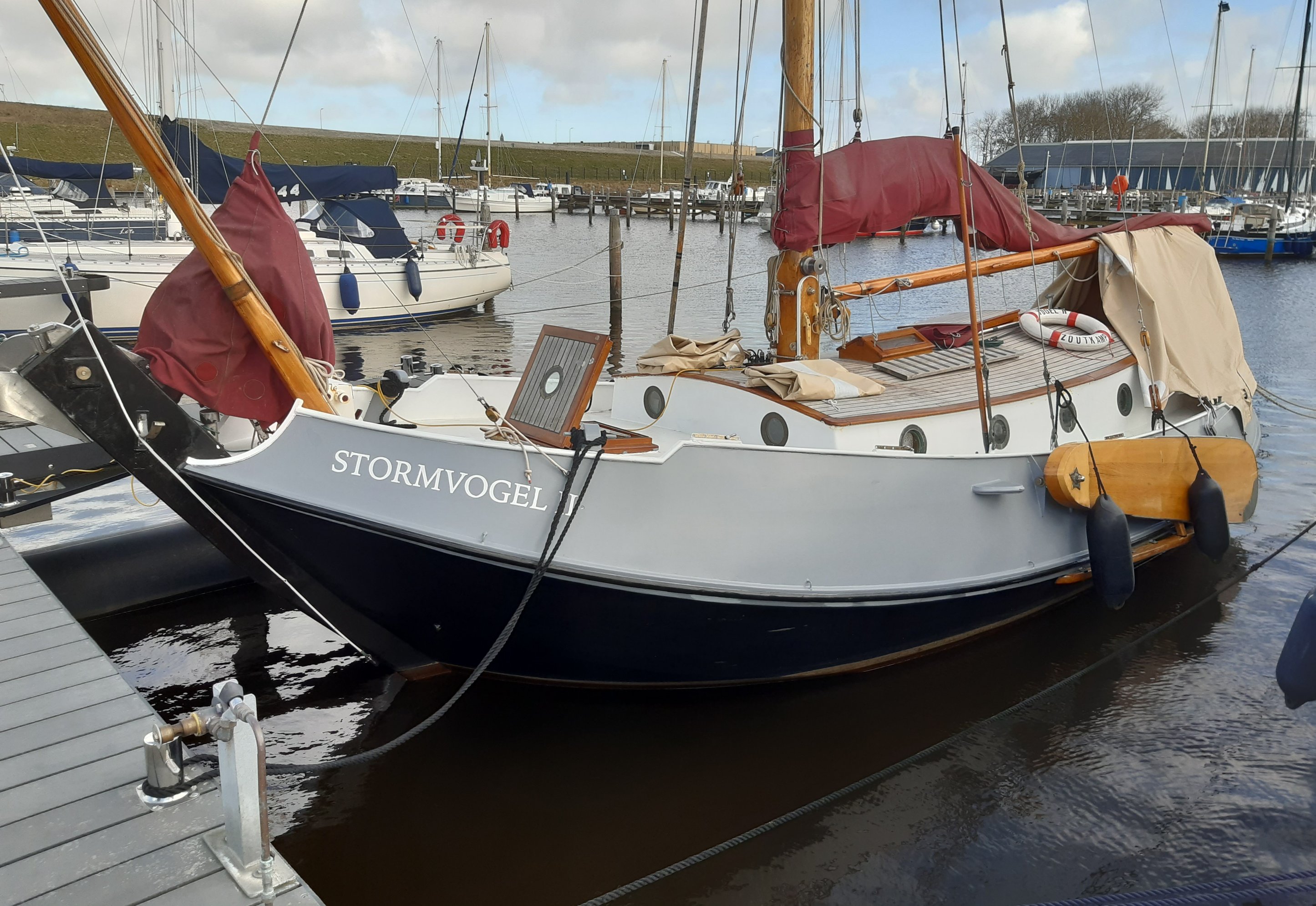 foto: 7 Schokker 950