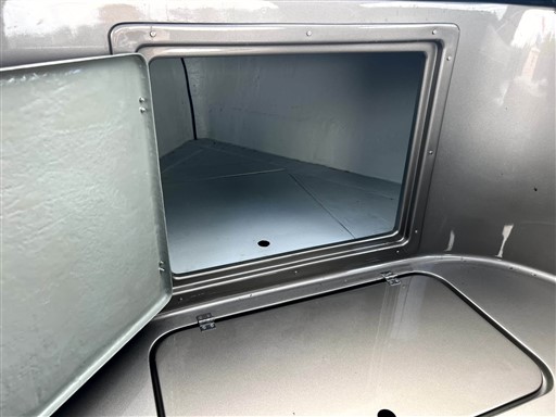 foto: 30 Seafury Hawker 725