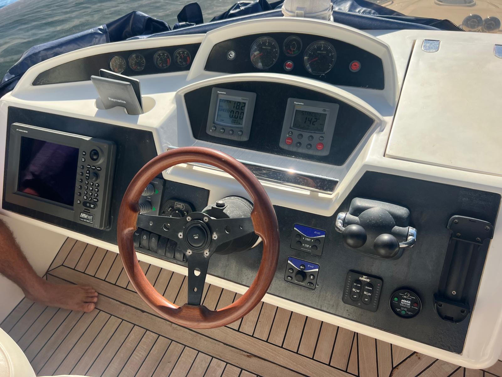 foto: 24 Princess  42 Fly