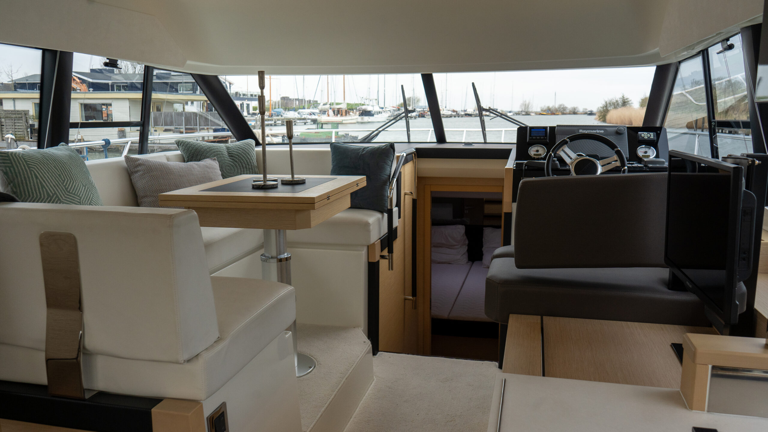 foto: 29 Prestige 420