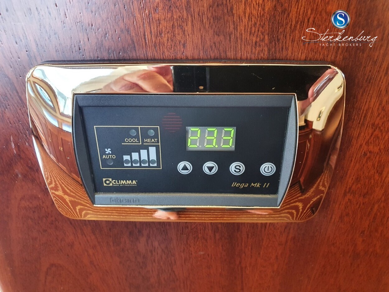 foto: 86 Alm Delfino 60