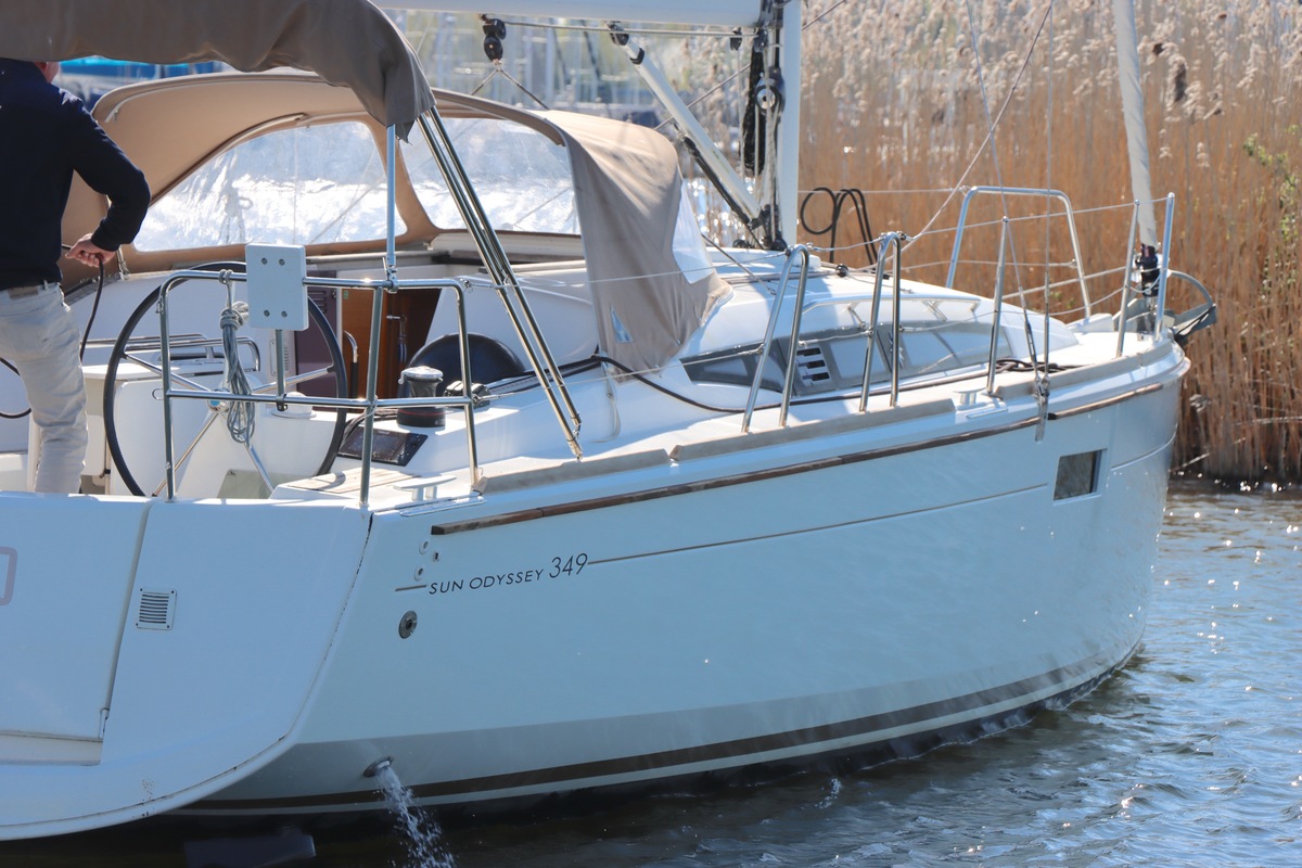 foto: 33 Jeanneau Sun Odyssey 349