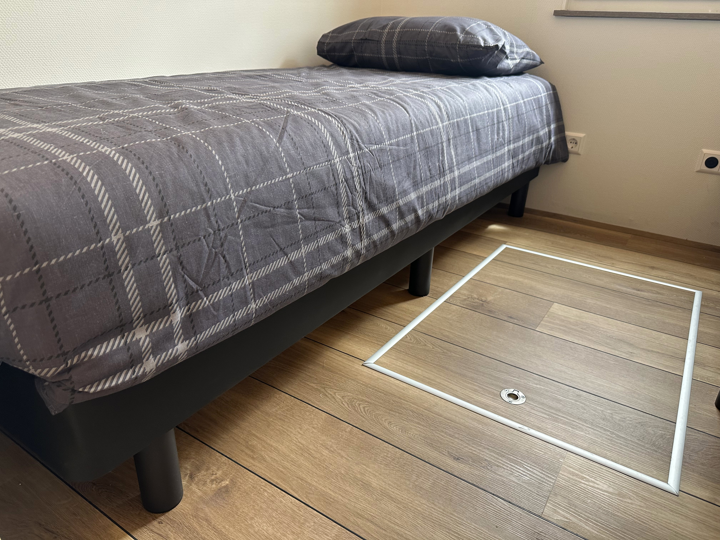 foto: 78 HOMESHIP VaarChalet In Amsterdam 1250D Luxe Houseboat