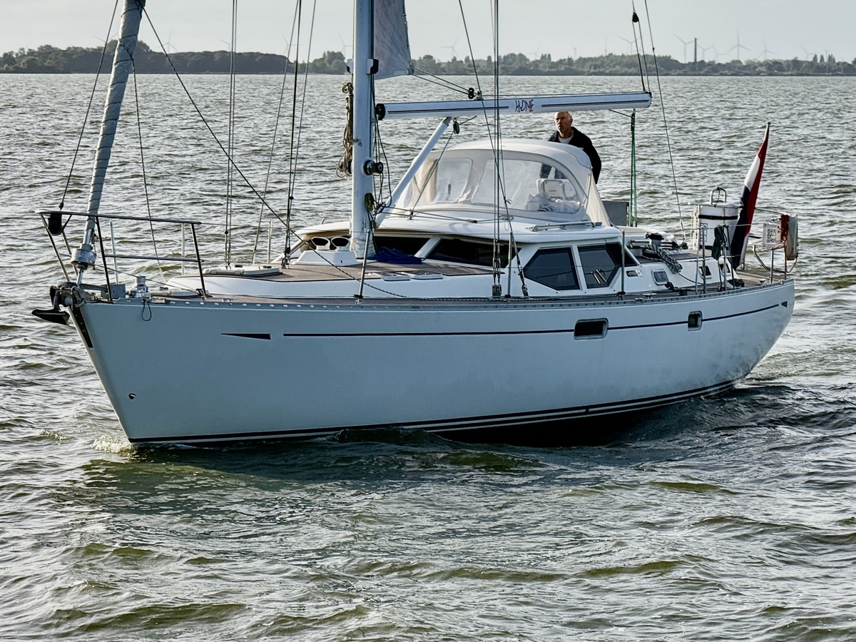 foto: 76 Oyster 45 Deck Saloon