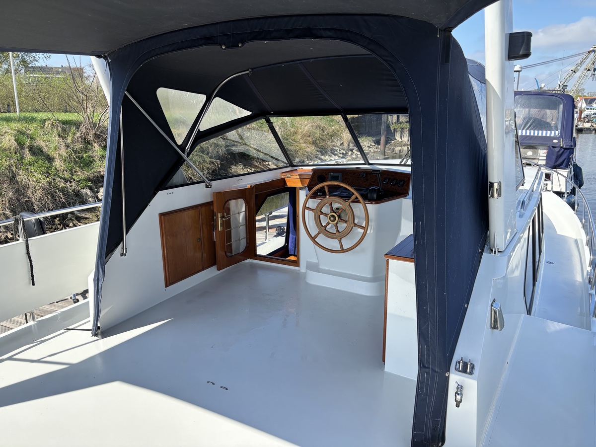 foto: 27 Explorer 45