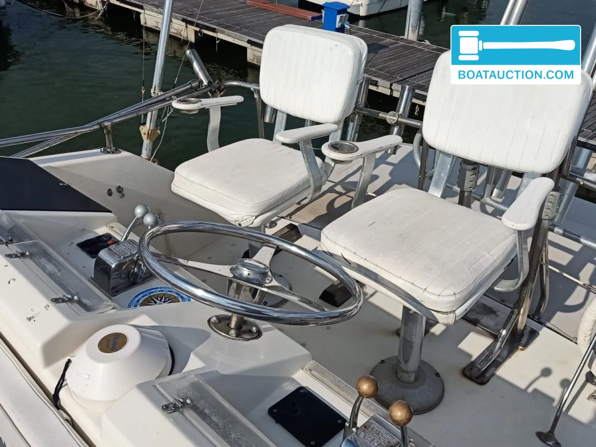 foto: 14 Hatteras 32 Sport Fly
