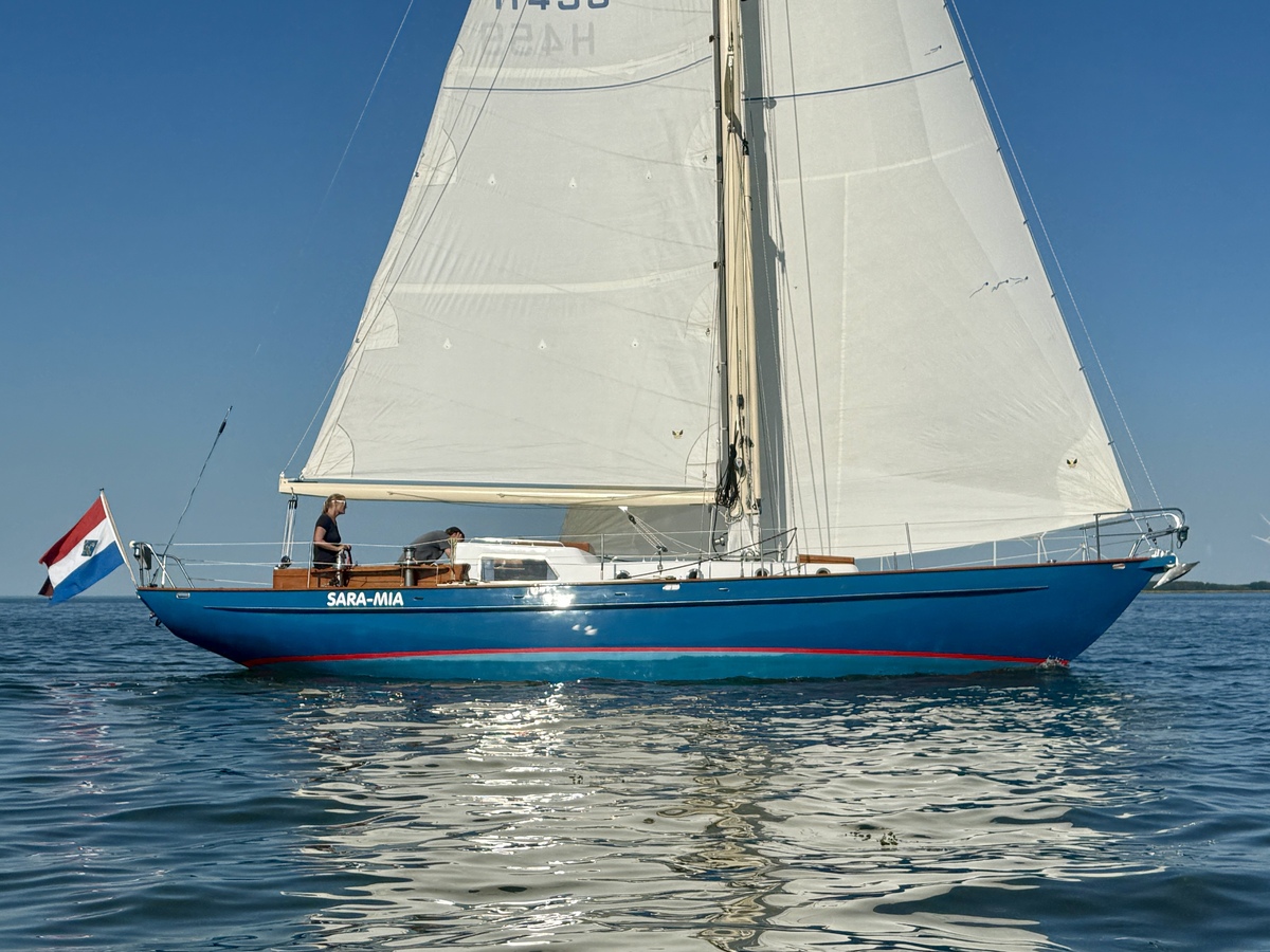 Van Dam  37 One Off
