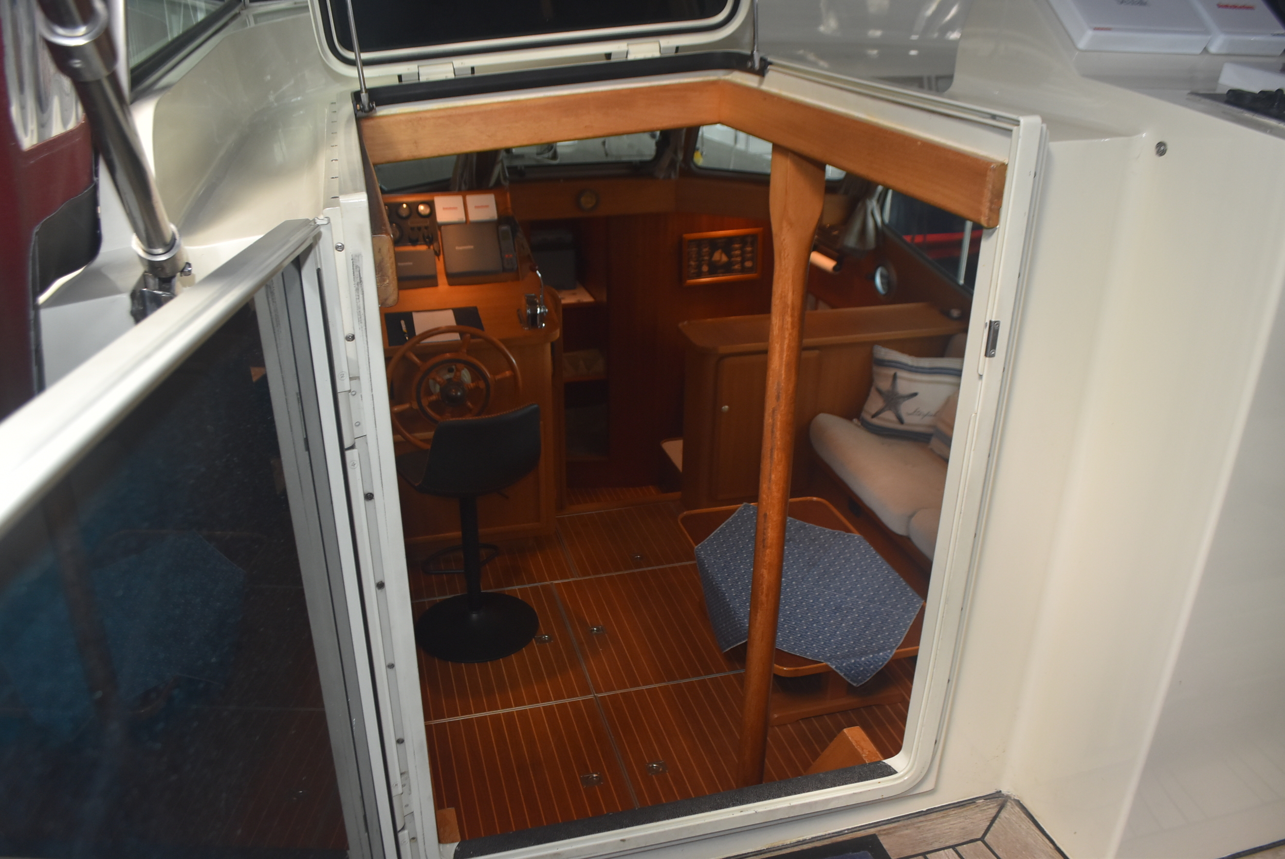 foto: 47 Linssen 380 AC