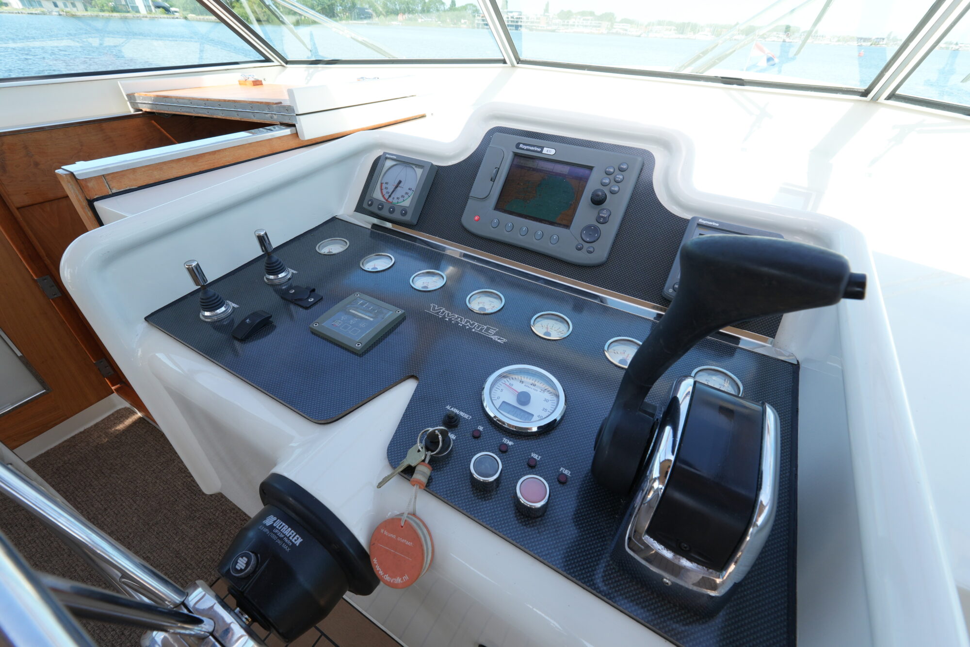 foto: 52 Vivante Vivante 42 AK