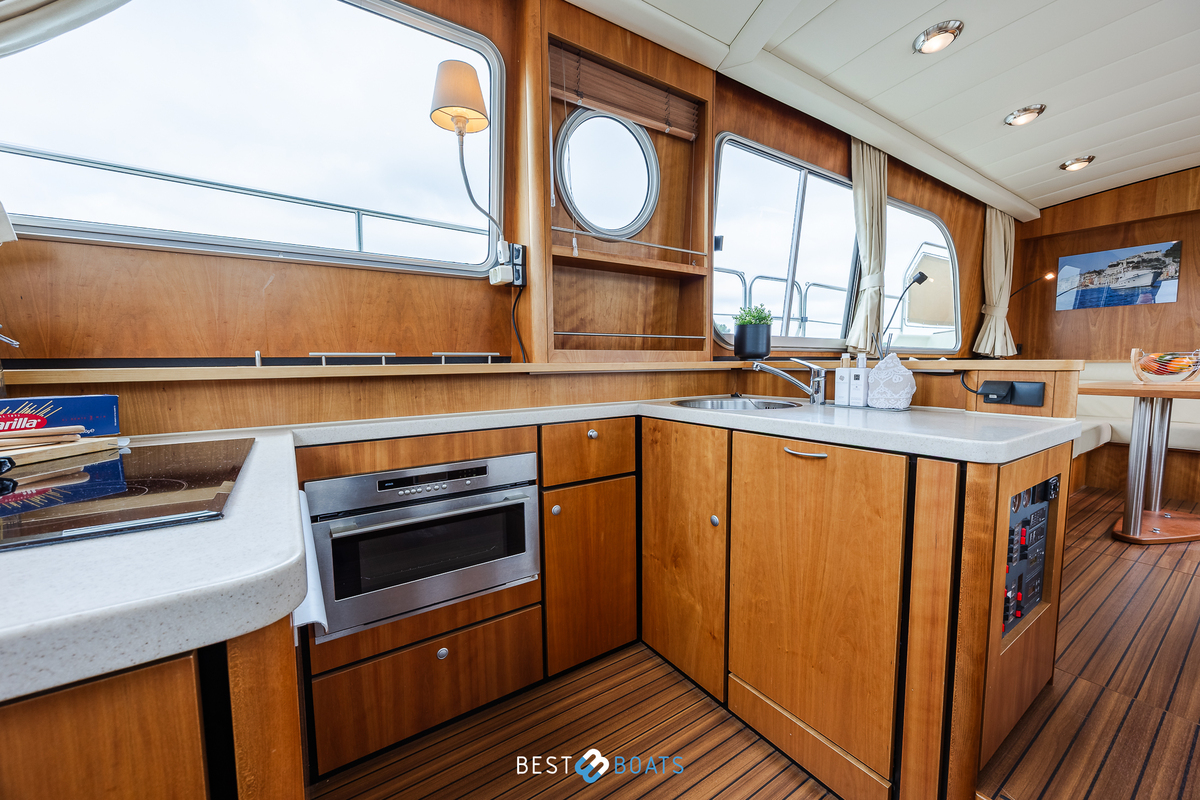 foto: 51 Linssen  Grand Sturdy 45.9 AC Twin