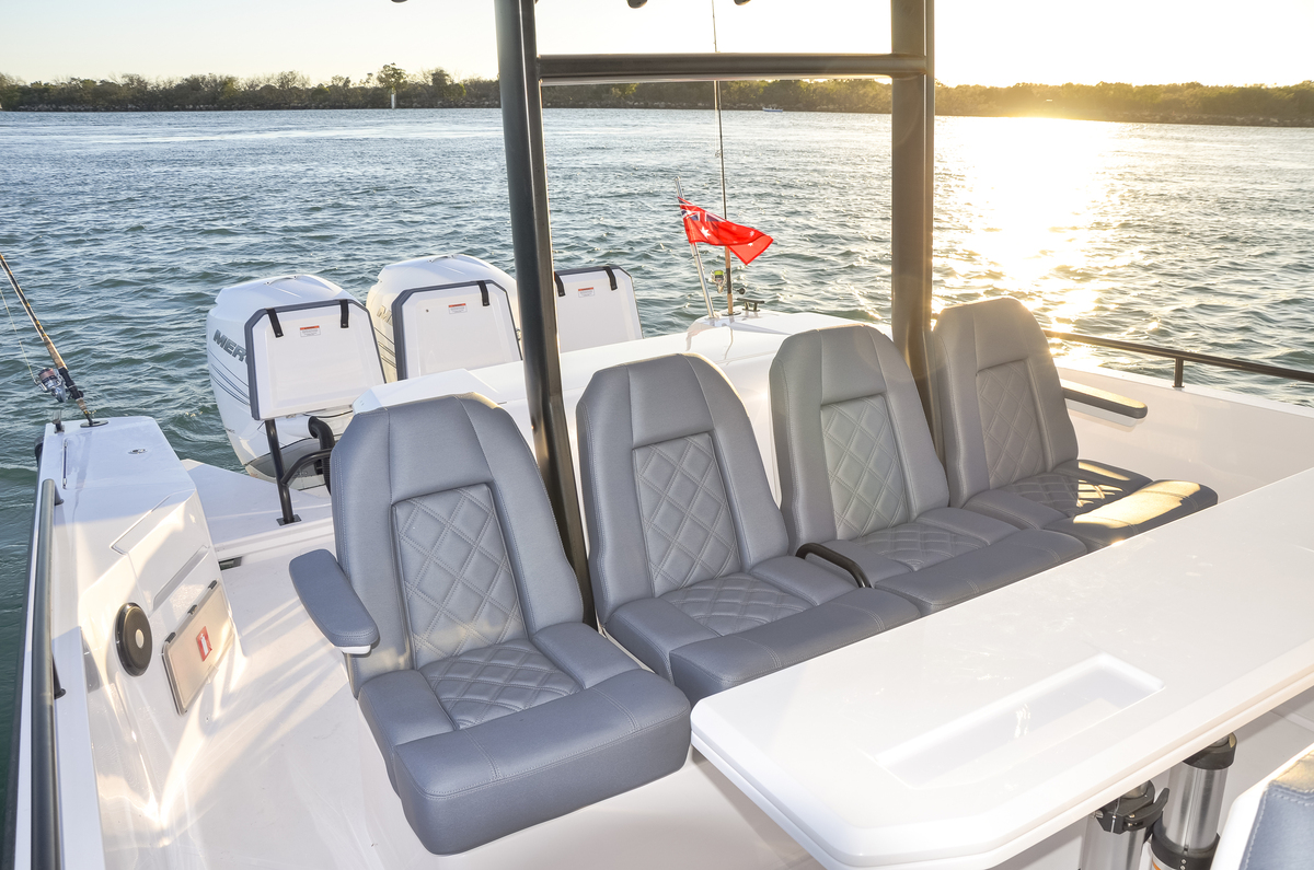 foto: 22 Axopar 37 Sun-Top