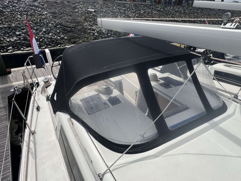 foto: 37 Dufour 360 GL
