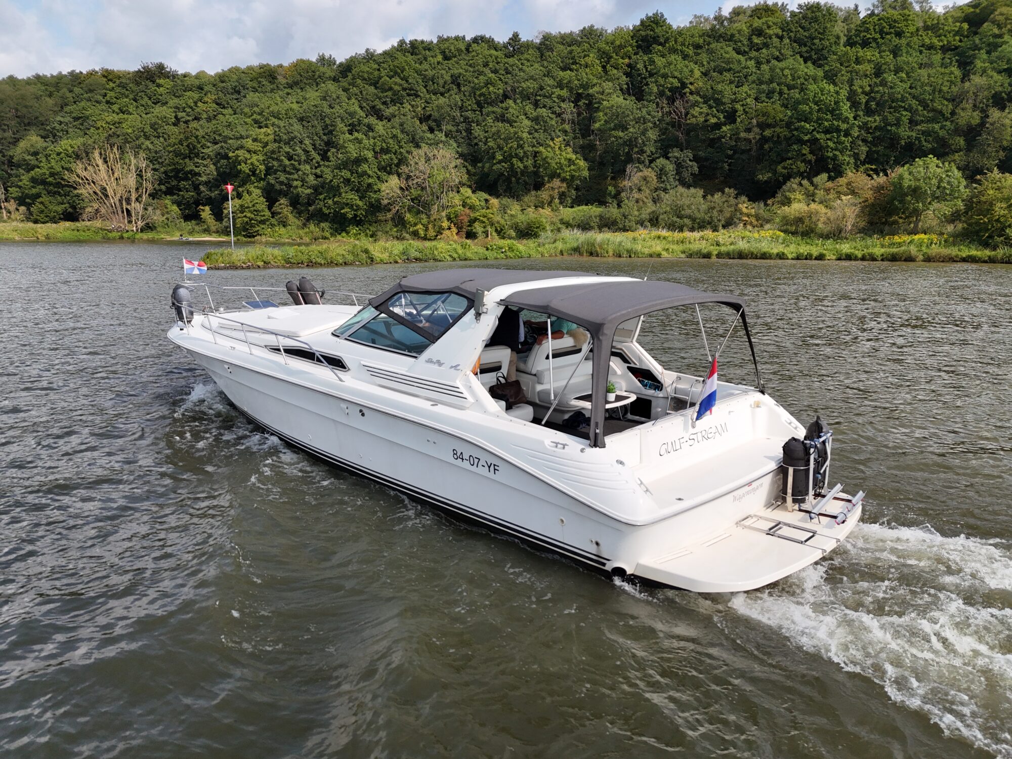 foto: 61 Sea Ray Sea Ray 400 Express Cruiser