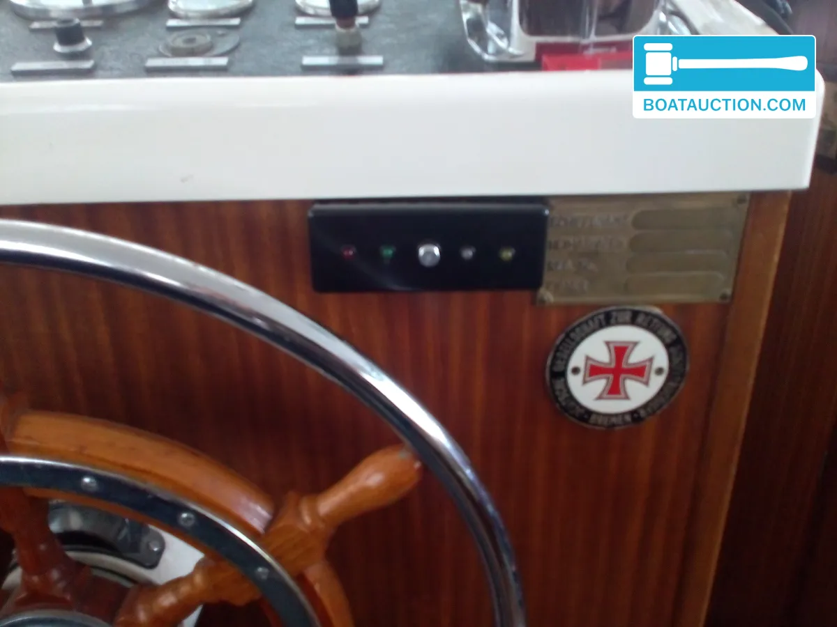 foto: 34 Broom 39 Continental