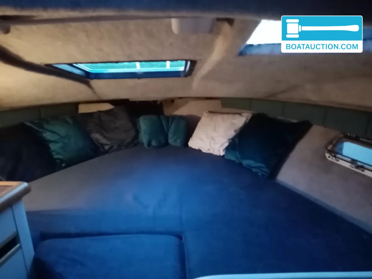 foto: 22 Bayliner 2655 wide body