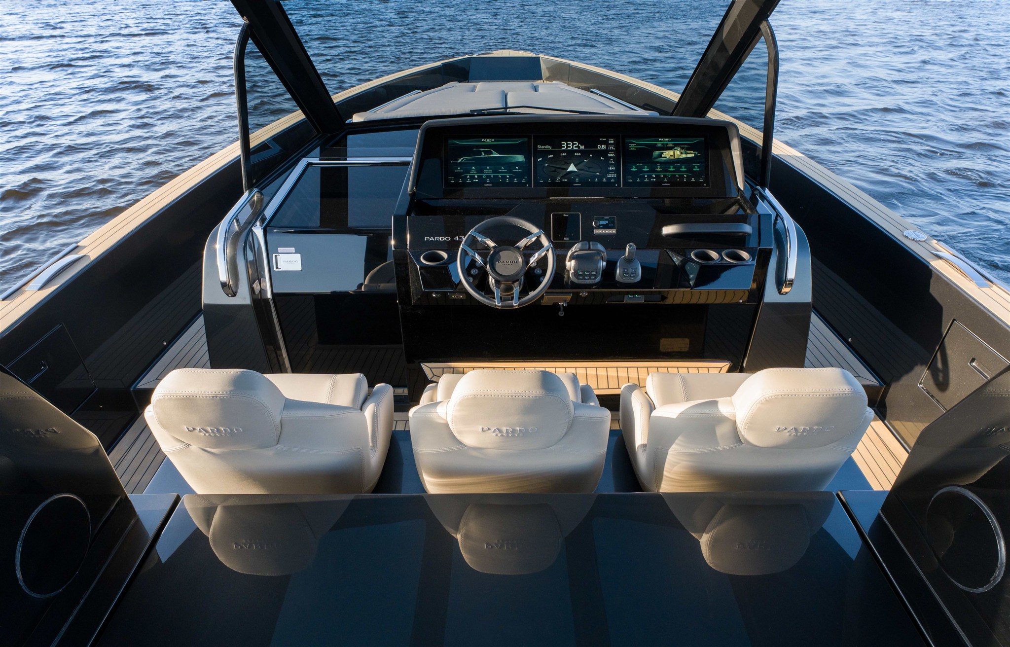 foto: 67 Pardo Yachts Pardo 43 New Model! Demo