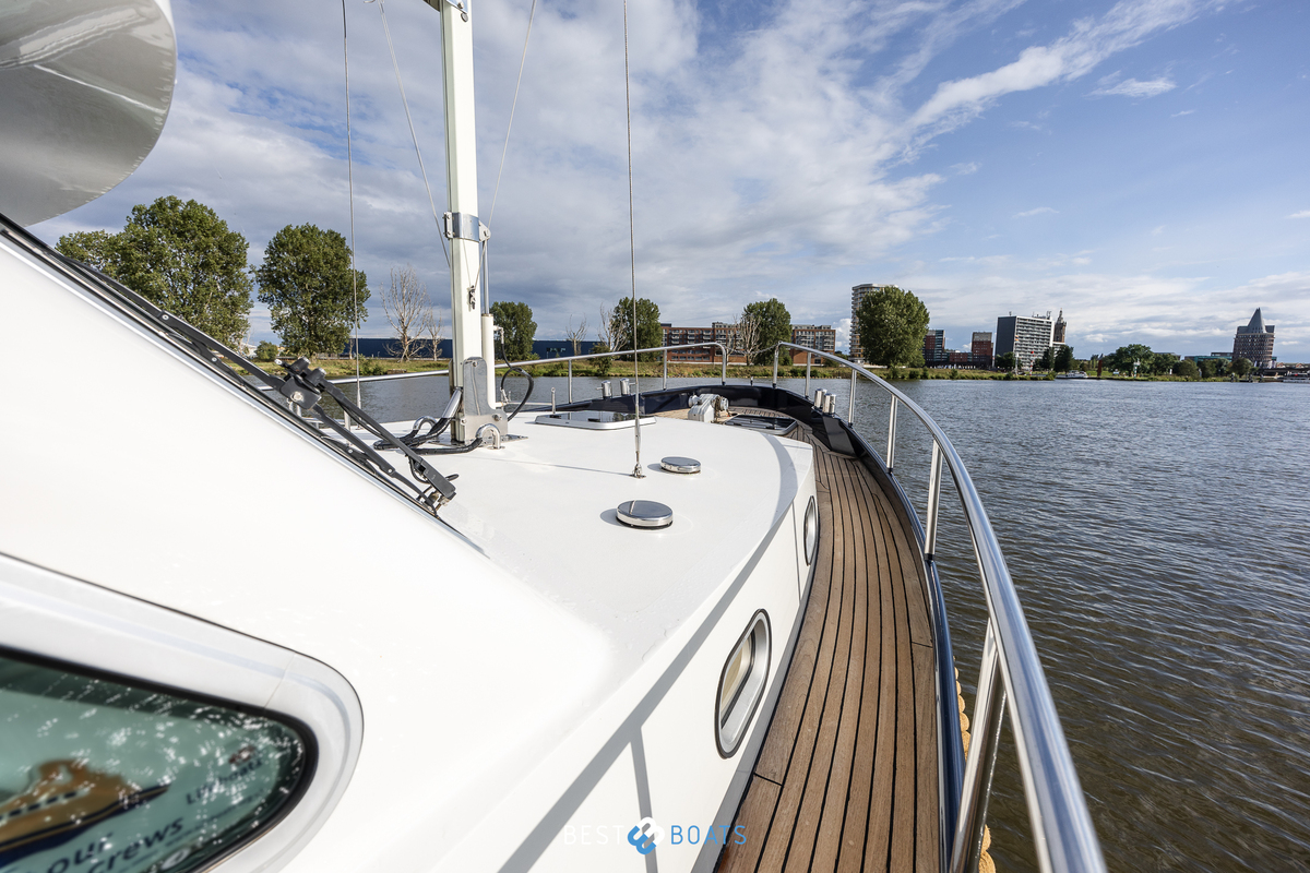 foto: 42 Linssen  Grand Sturdy 410 AC 