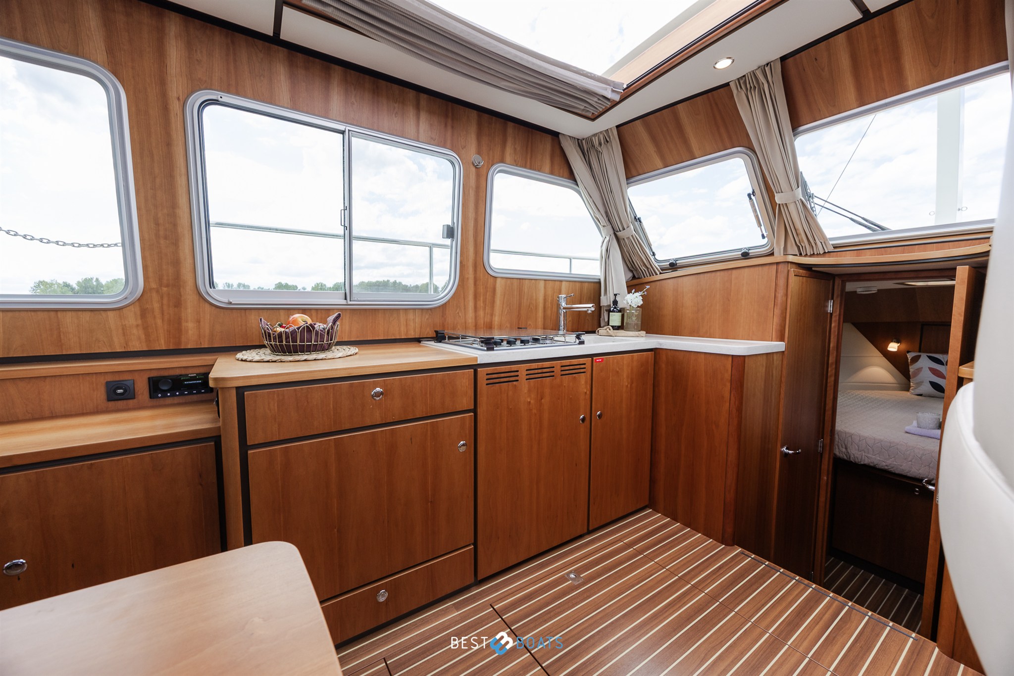 foto: 36 Linssen Grand Sturdy 35.0 Sedan