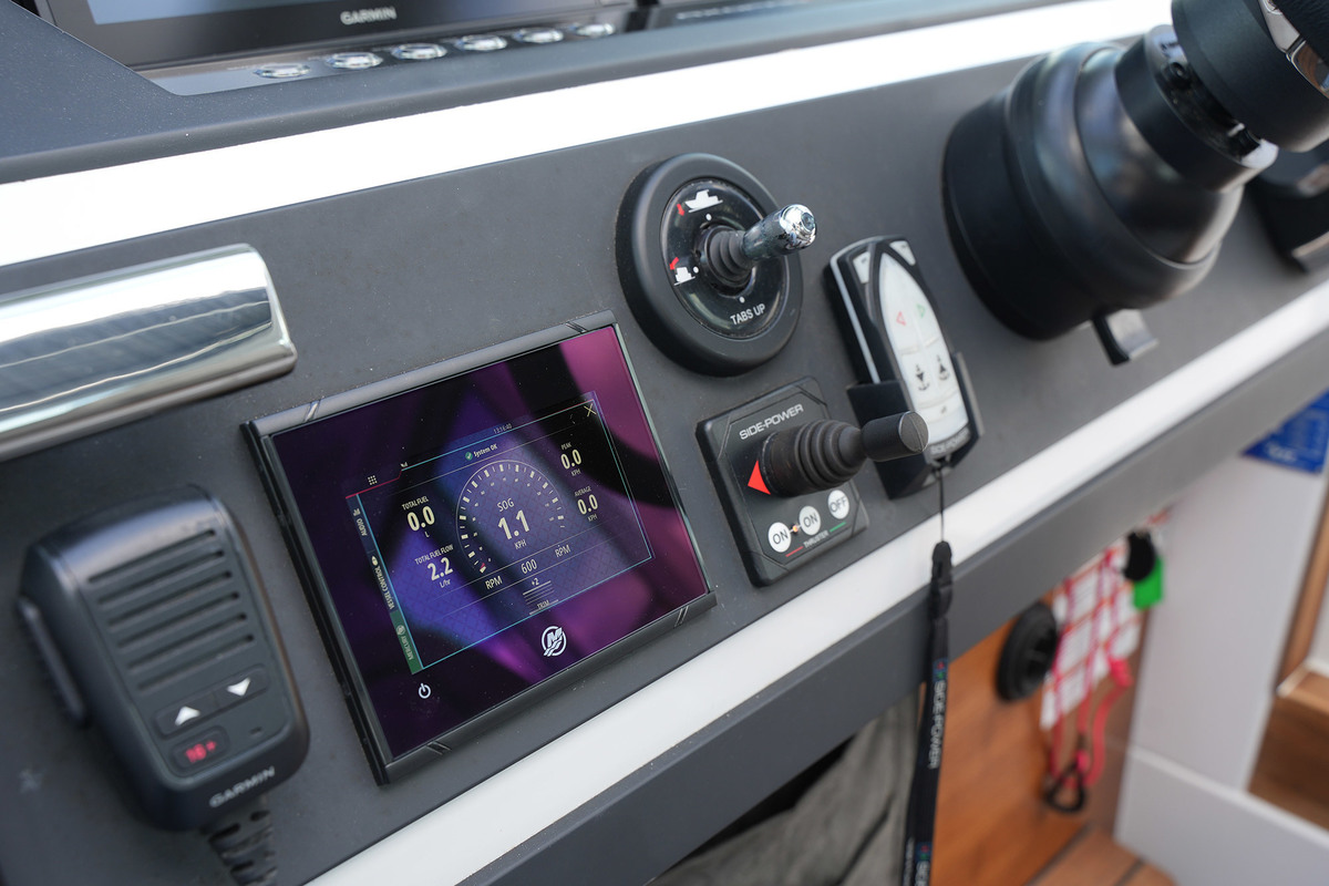 foto: 57 Axopar 28 Cabin