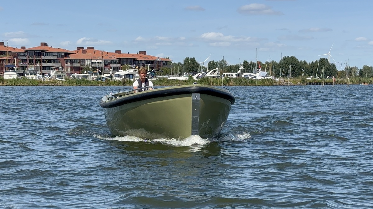foto: 24 Stormer E-Lifeboat 75