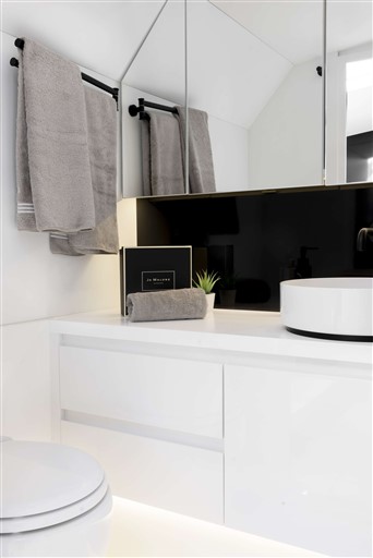 foto: 31 Vandutch 48 - New