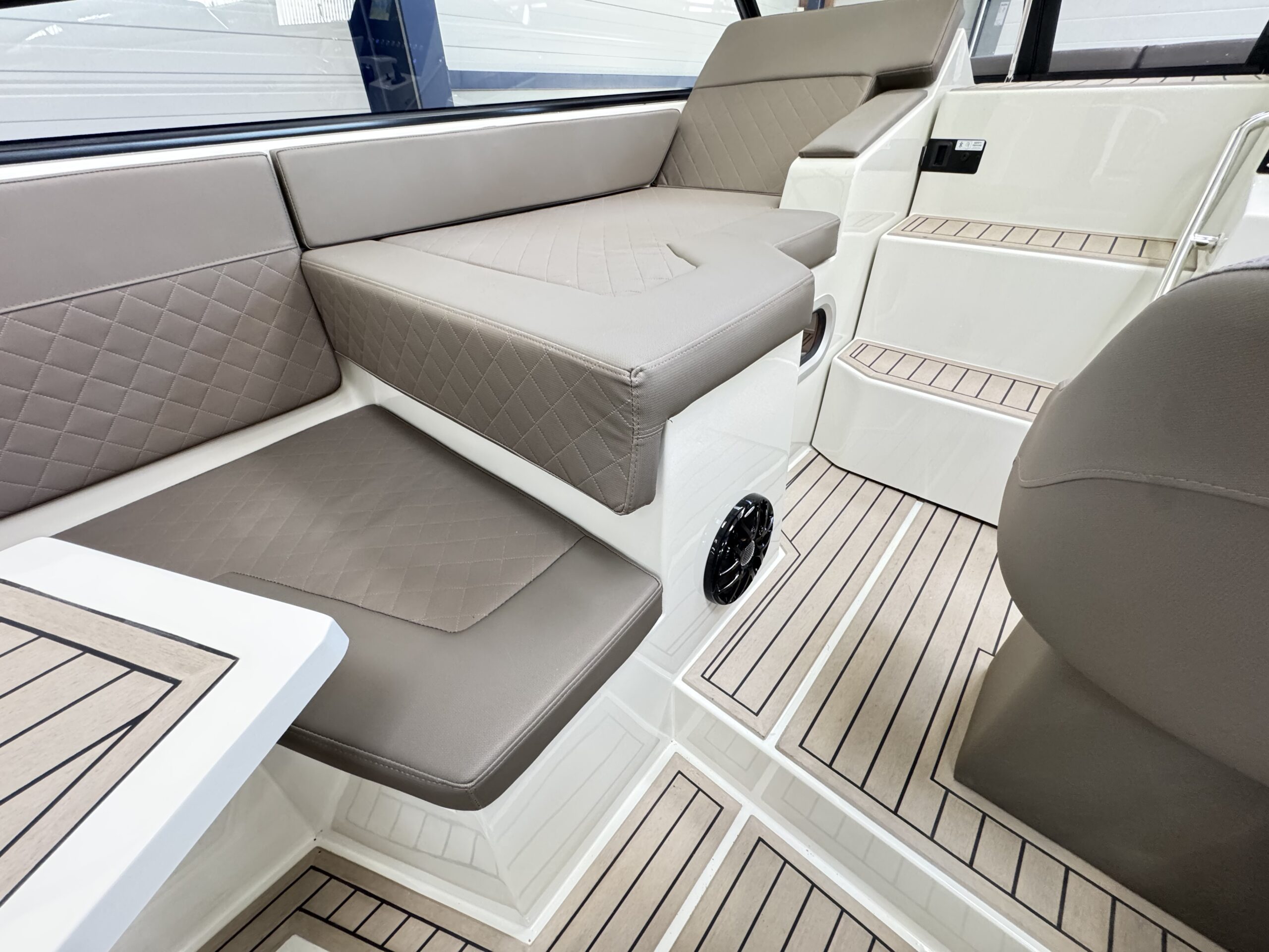 foto: 19 Maxima 800 Cabin (op voorraad)