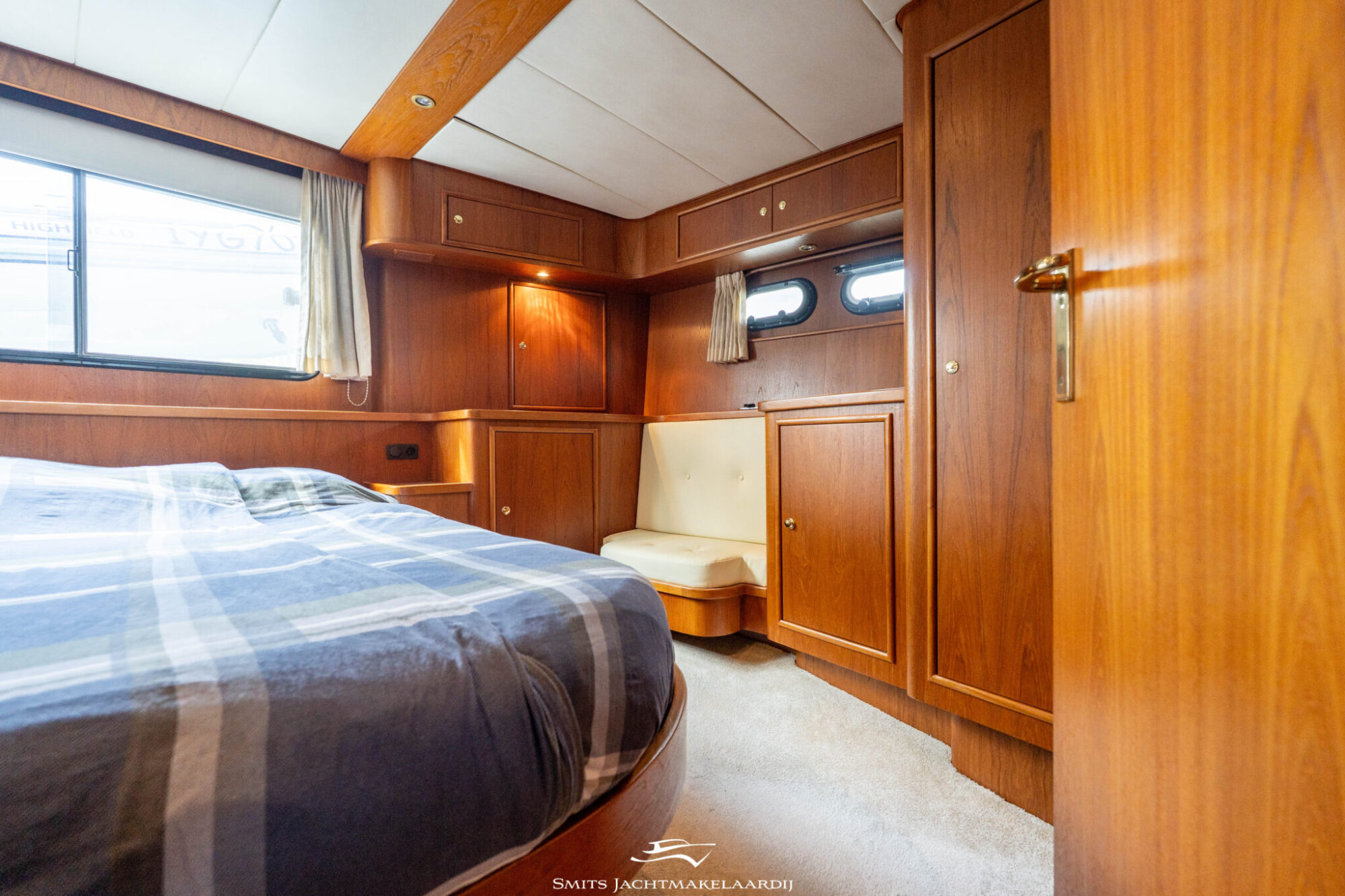 foto: 77 Van den Hoven Van den Hoven Allure 155 Cabrio