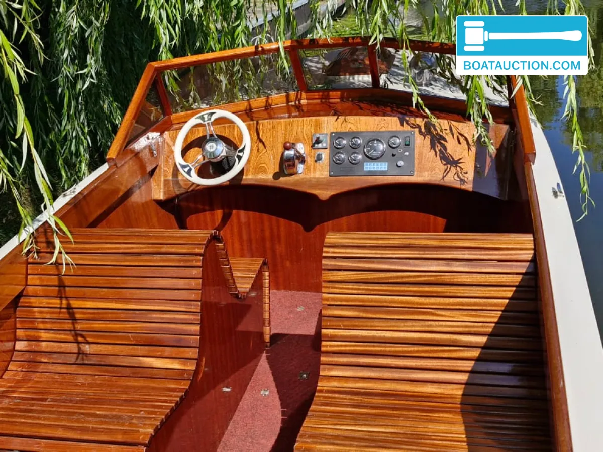 foto: 15 Klassieke Autoboot