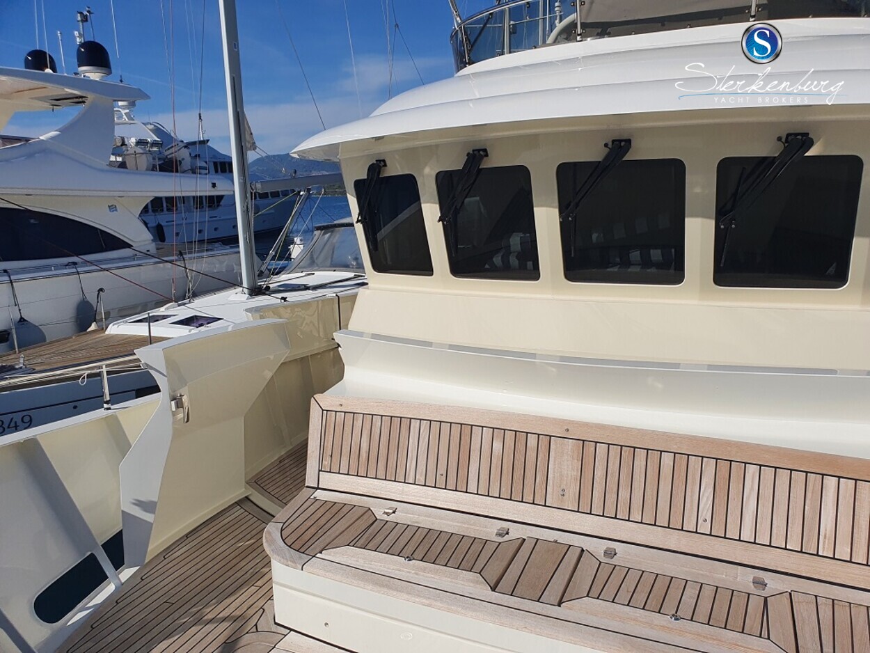 foto: 87 Alm Delfino 60