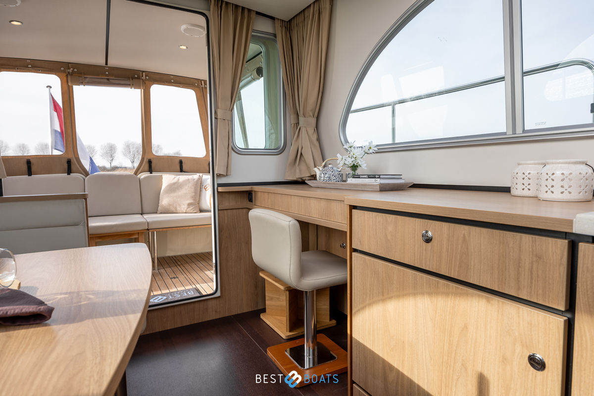 foto: 36 Linssen Grand Sturdy 30.0 Sedan Intero