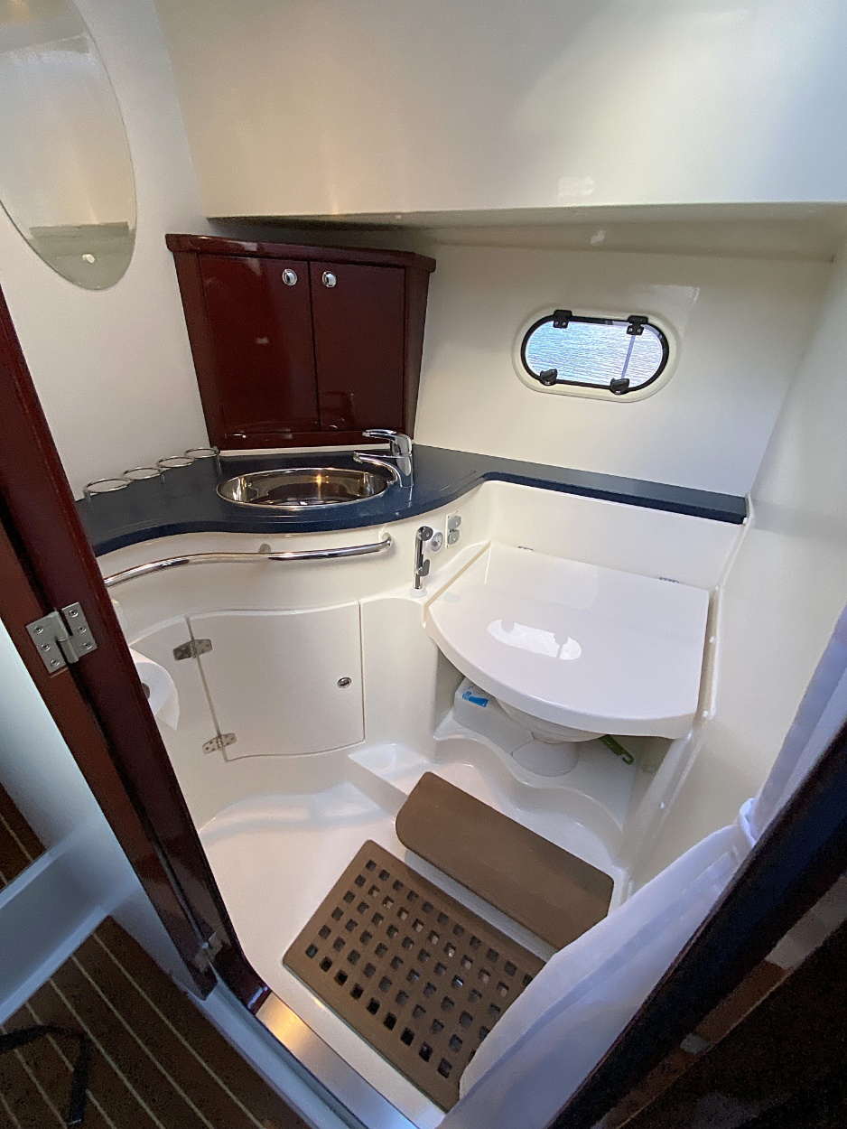 foto: 15 Aquador 33 HT