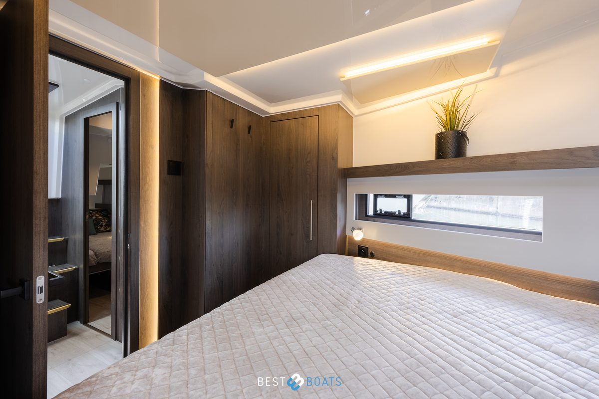 foto: 46 Cobra Yachts Futura 36 Premium Fly