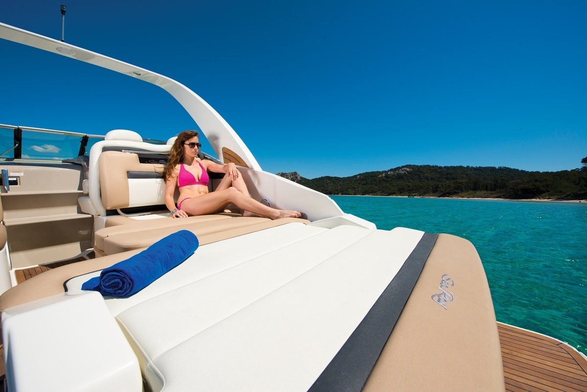 foto: 38 Sea Ray Sundancer 265