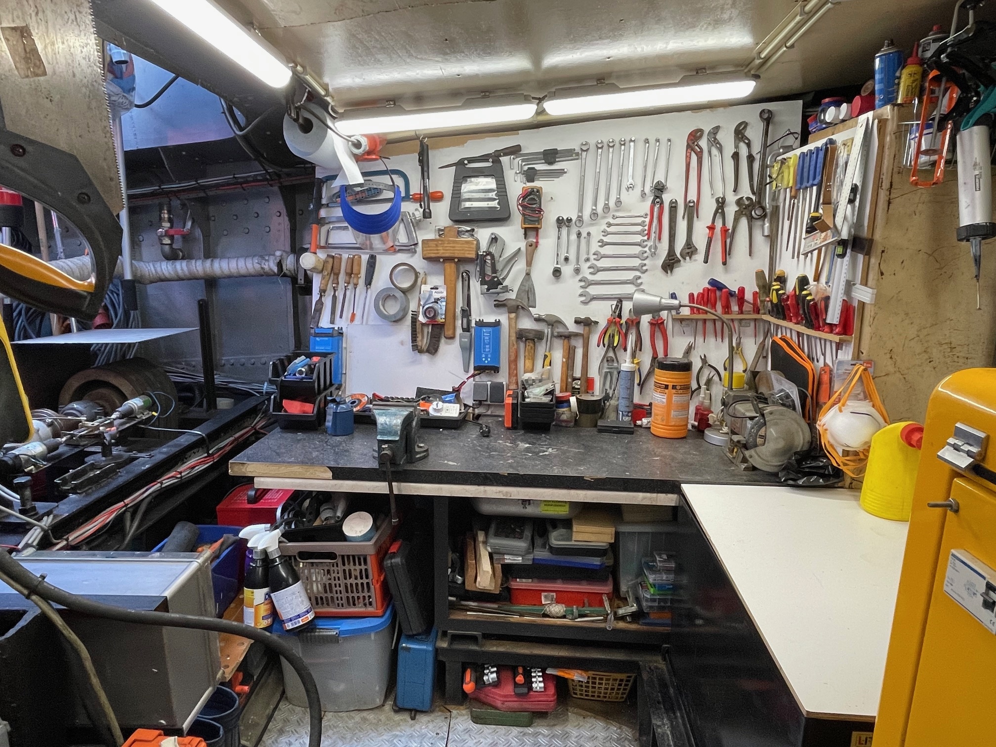 foto: 34 Luxe Motor 35.00