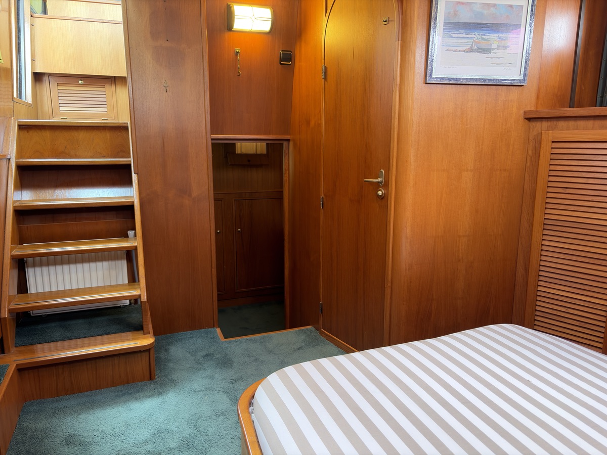 foto: 29 Alm Trawler 1200 AD