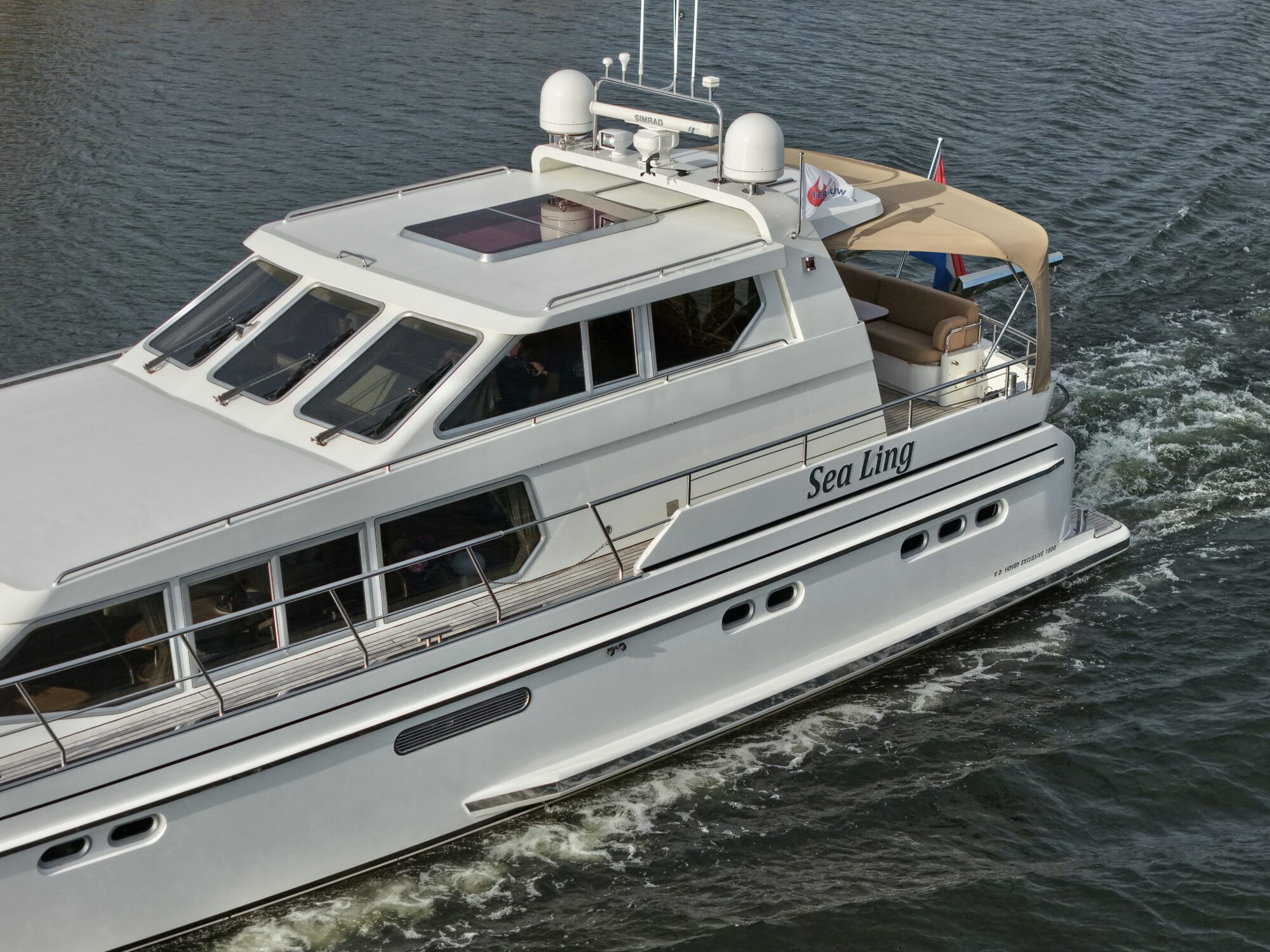 foto: 94 Van den Hoven Van den Hoven Exclusive 18.00 VS