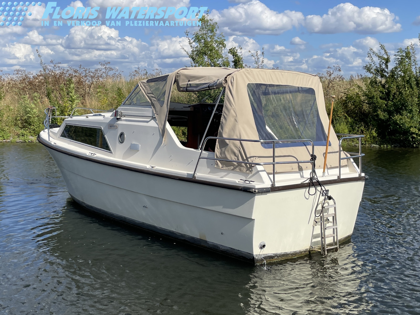 foto: 14 Waterland 750