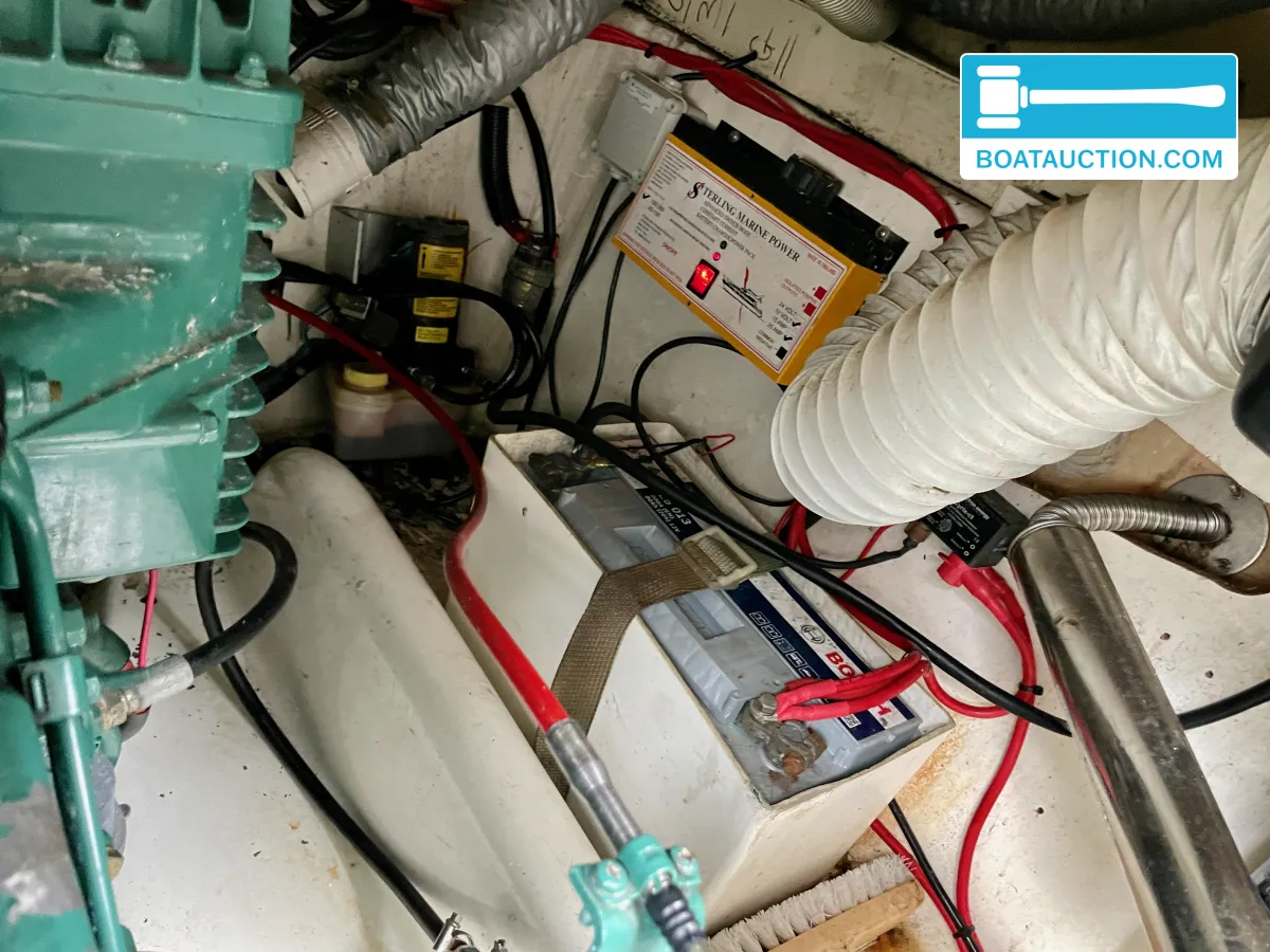 foto: 61 Sealine 310 Sportbridge