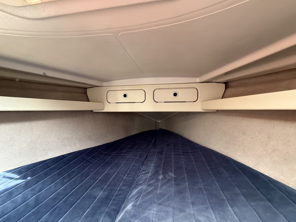 foto: 28 Dehler 37 cws 3-cabins
