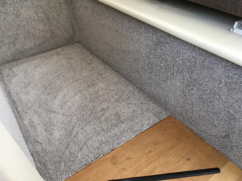 foto: 25 Sealine Sealine F34 Flybridge