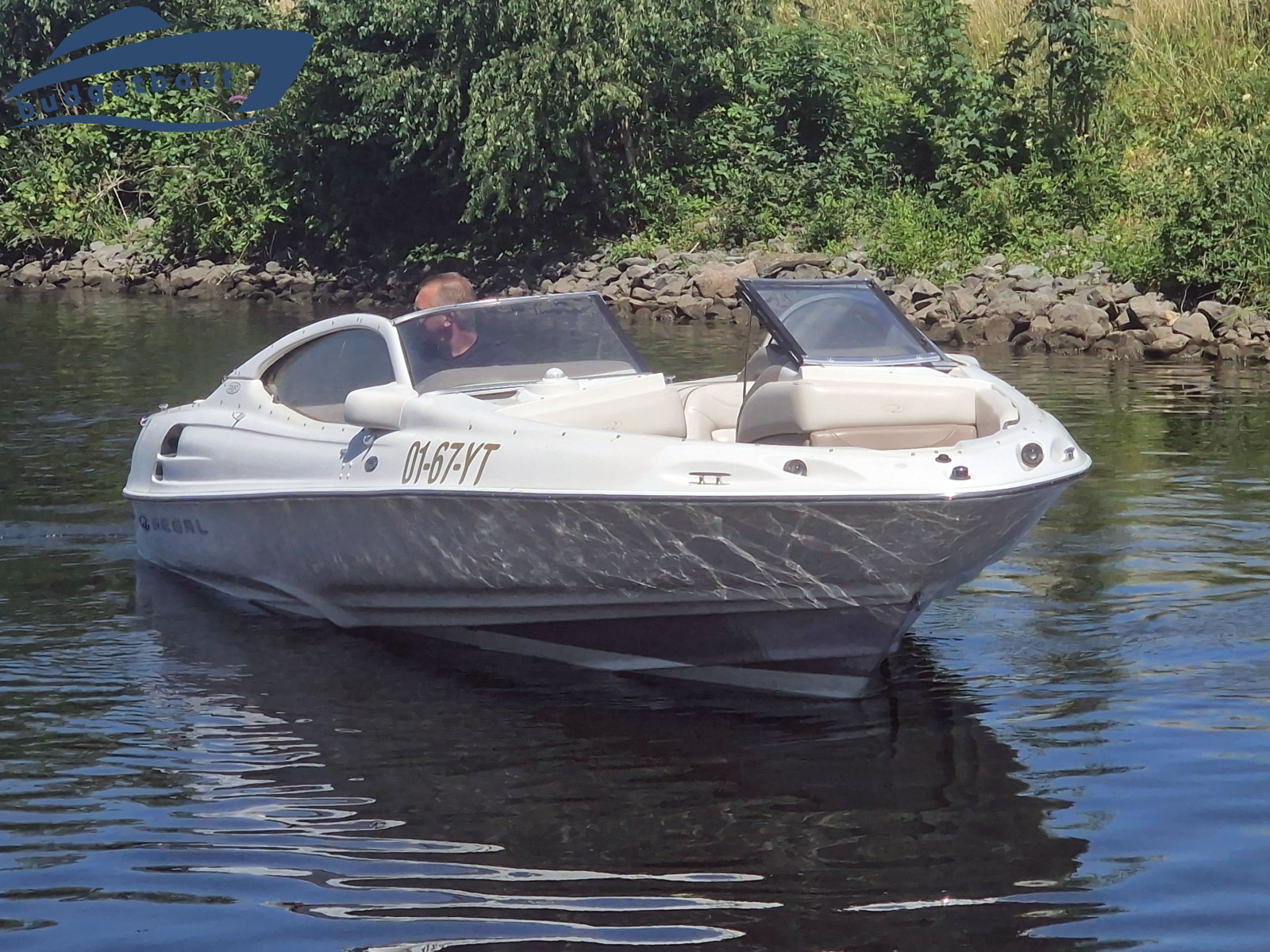foto: 4 Regal  2100LSR