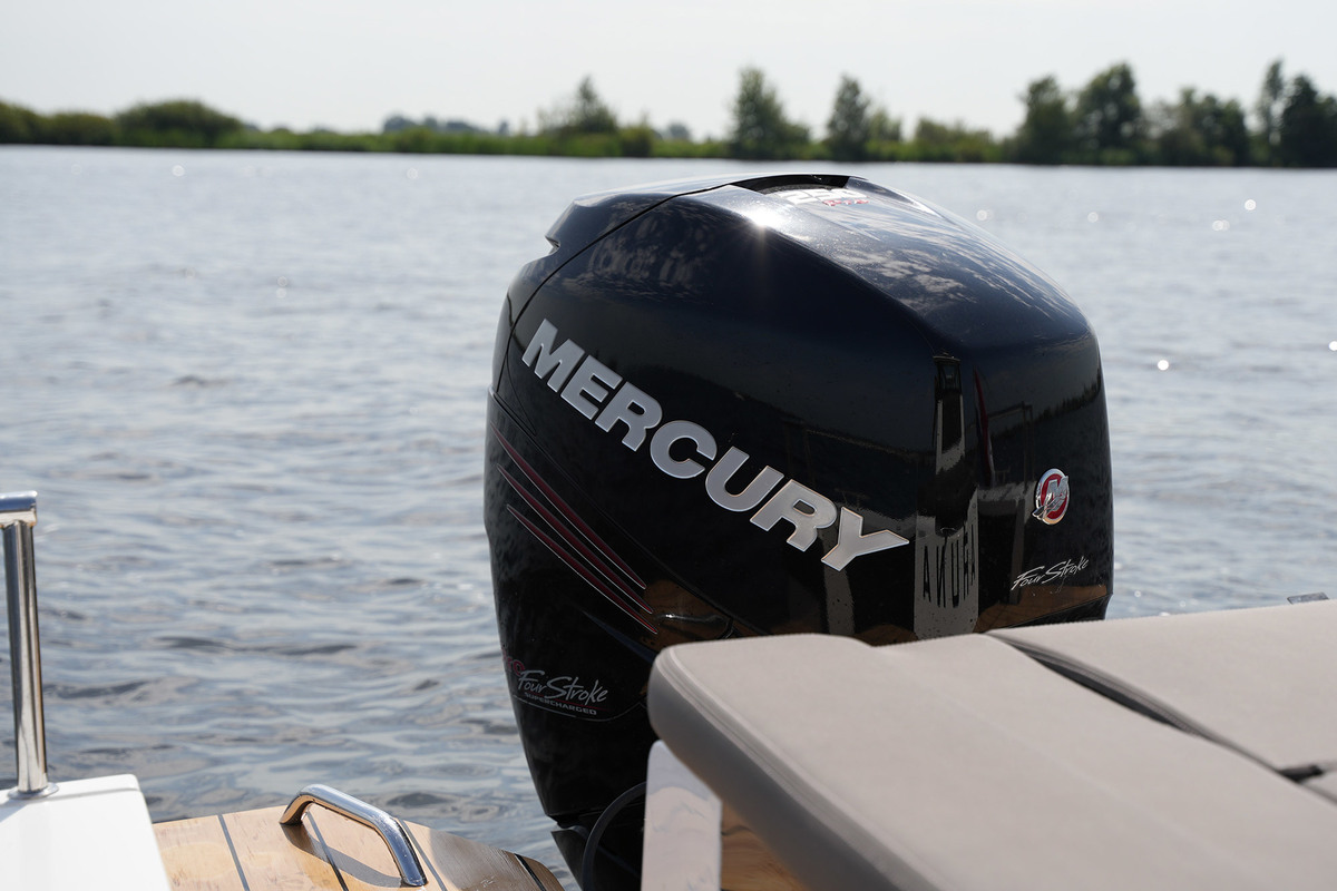 foto: 42 Axopar 28 Cabin