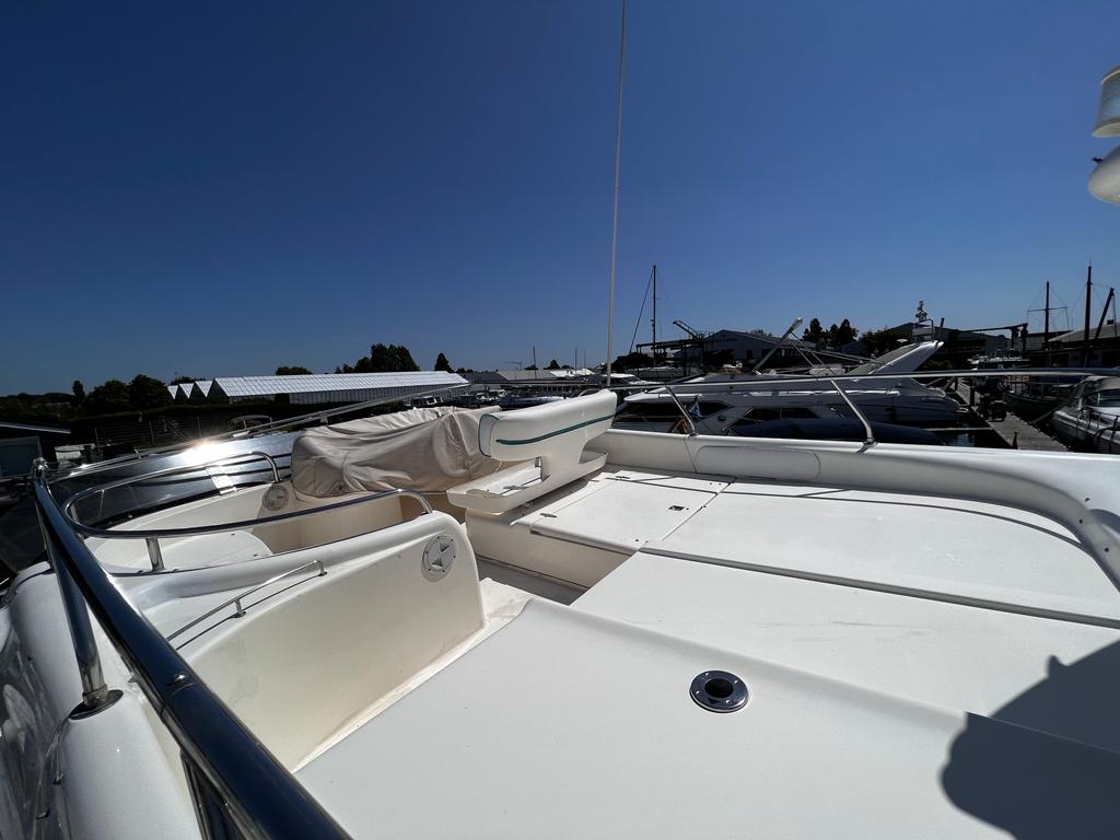 foto: 34 Sealine 420 Statesman