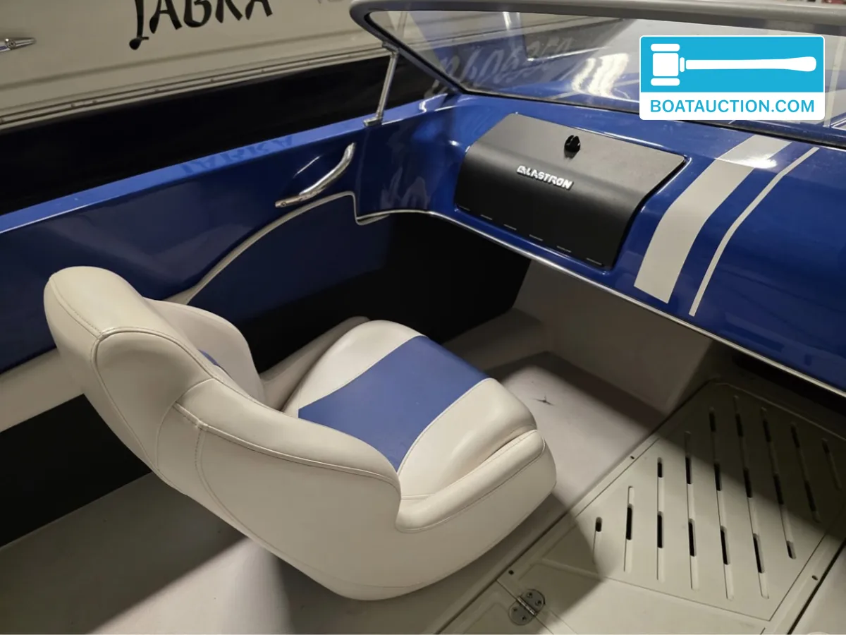 foto: 11 Glastron GT160