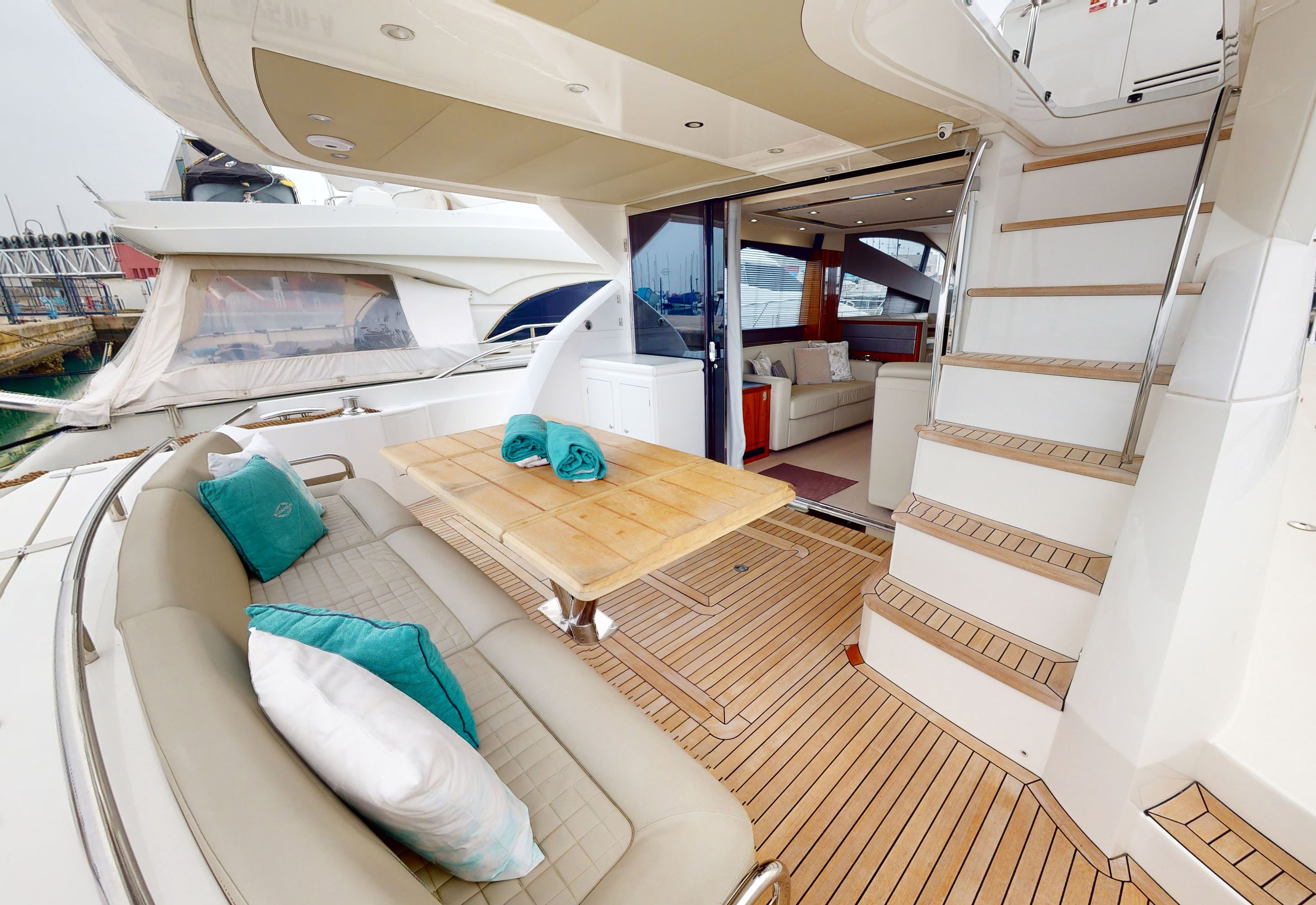 foto: 34 Sunseeker 65 Manhattan