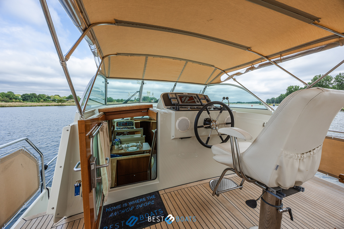foto: 53 Linssen  Grand Sturdy 45.9 AC Twin