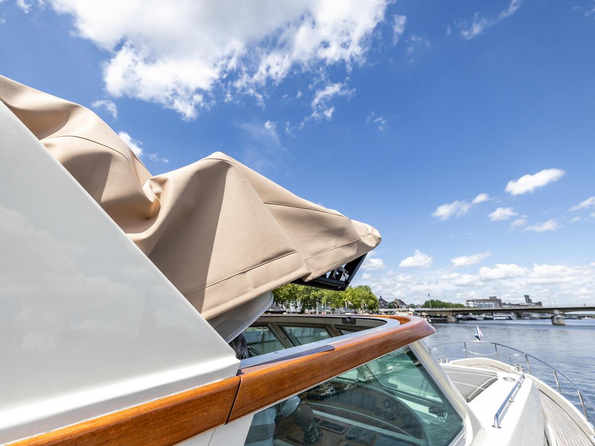 foto: 109 Linssen  Grand Sturdy 500 Variotop