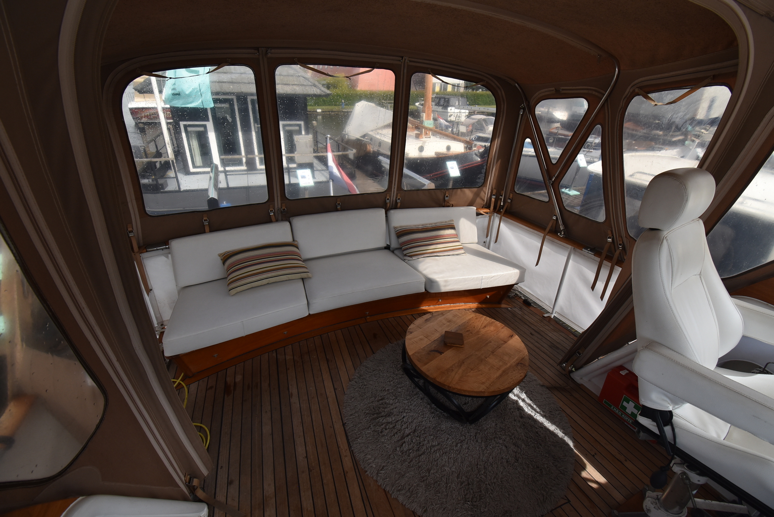 foto: 42 Super Van Craft 1350