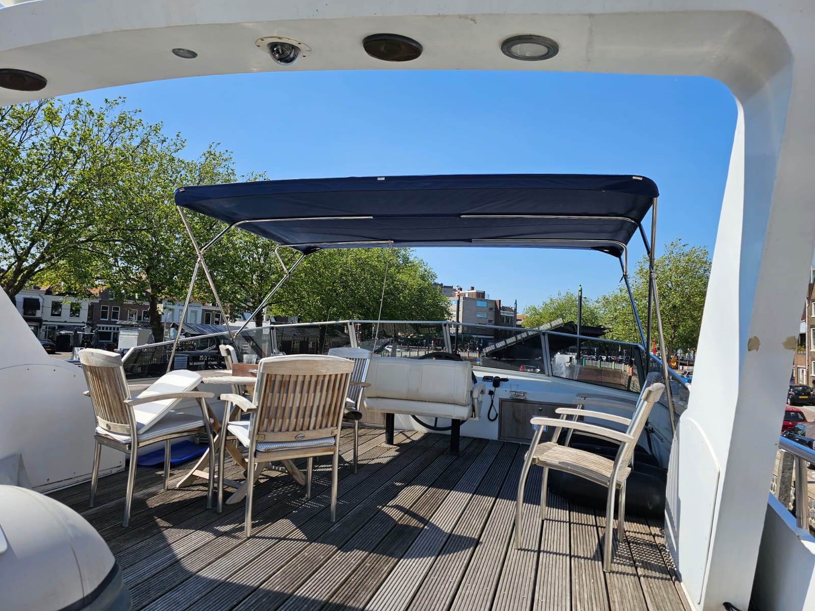 foto: 38 Jacabo 2300 (Varend woonschip)